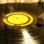 アナログレコードの人気は音質の良さ！癒しの効果も？オススメの１曲は？葉加瀬太郎の超絶演奏！